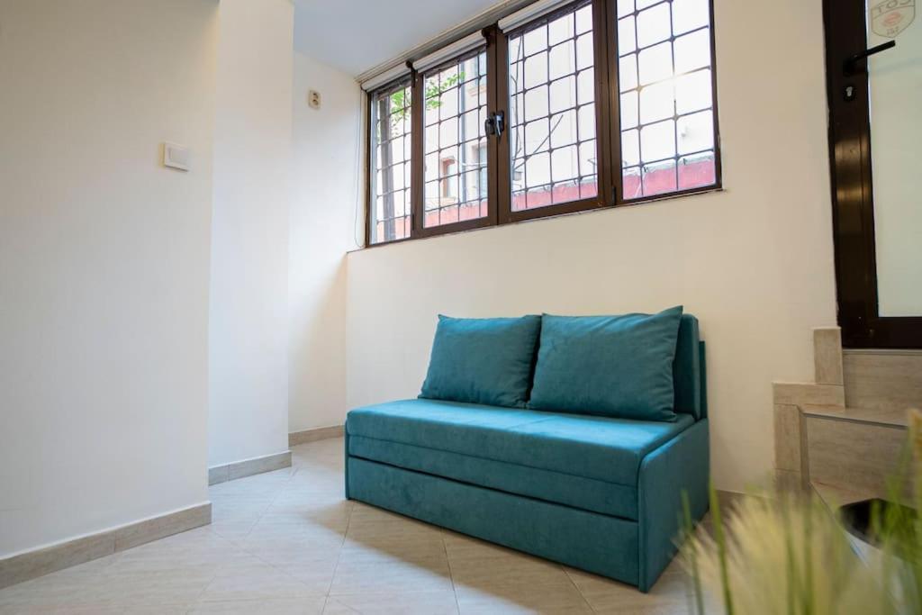 Studio With Courtyard Just Steps Away Vitosha Str София Екстериор снимка
